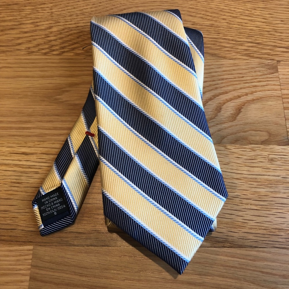 CHAPS blue and yellow striped tie
